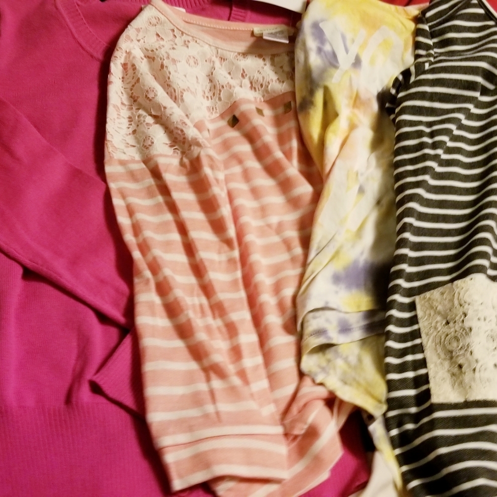 Girl's Medium 4 top lot
